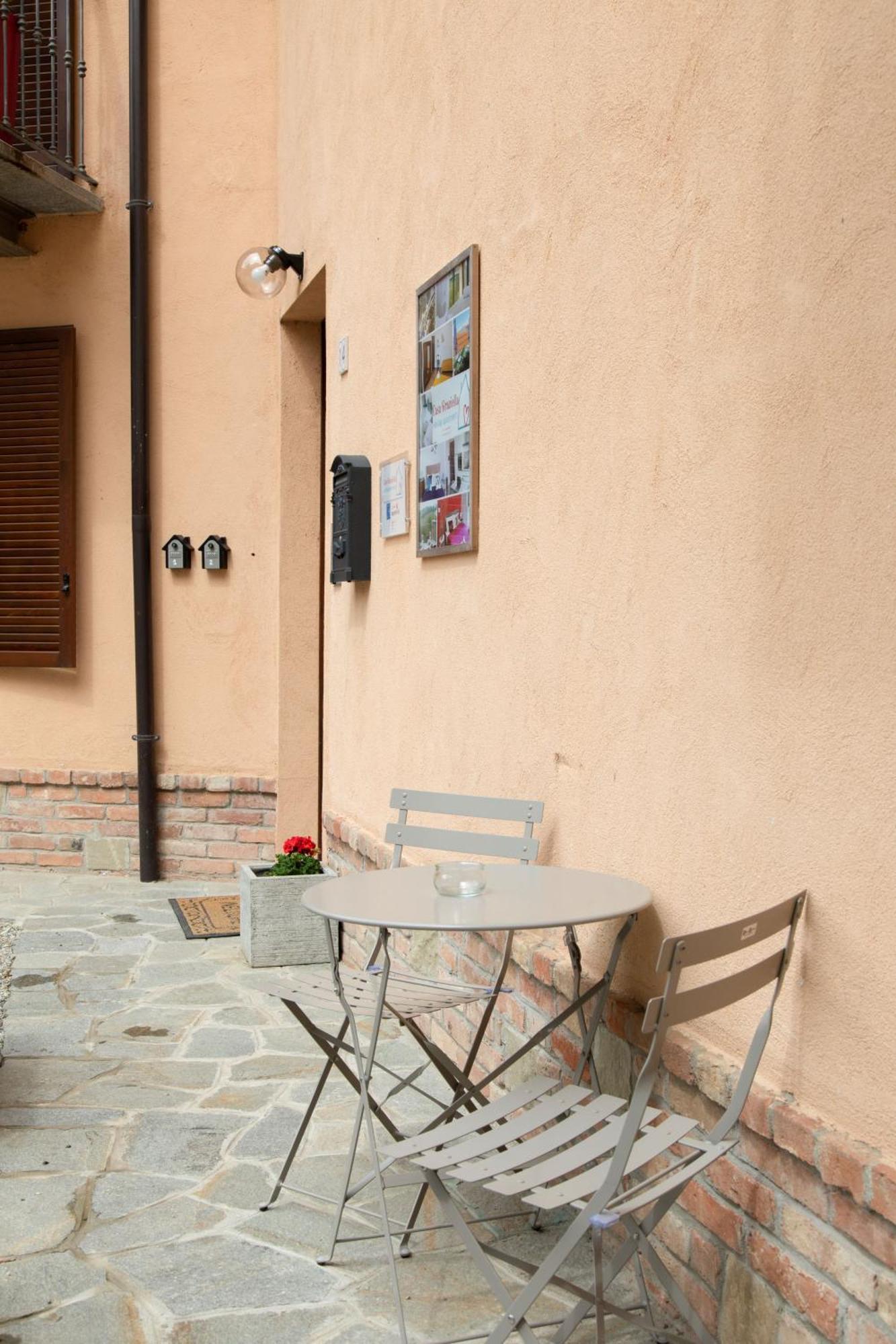 Casa Graziella - La Casetta Portacomaro エクステリア 写真